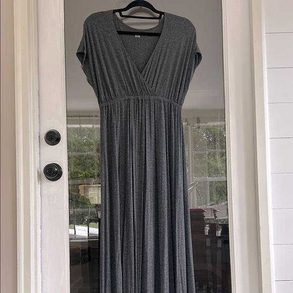 Amazon Essentials Charcoal Maxi Dress - Picture 1 of 7